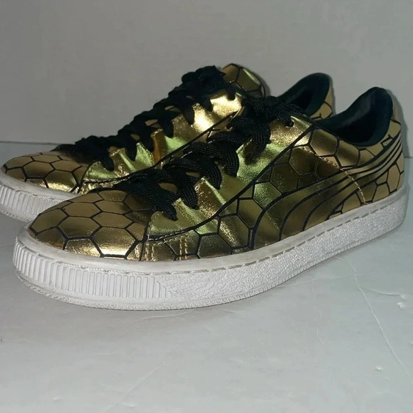 Puma Basket Low Classic Gold and Black Metallic Sneakers - Picture 3 of 5